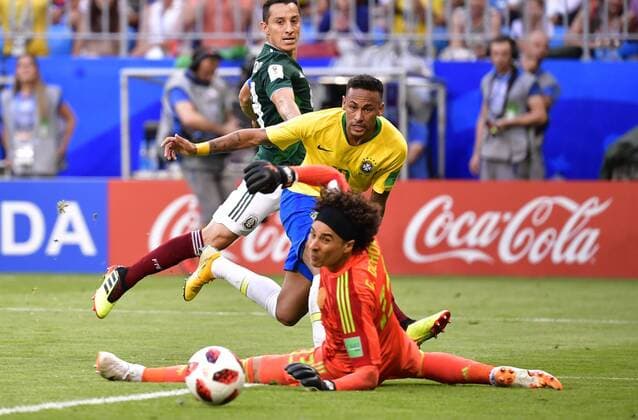 (180702) -- SAMARA, July 2, 2018 -- Neymar (C) of Brazil passes the ball during the 2018 FIFA World Cup WM Weltmeisterschaft Fussball round of 16 match between Brazil and Mexico in Samara, Russia, July 2, 2018. Brazil won 2-0 and advanced to the quarter-final. ) (SP)RUSSIA-SAMARA-2018 WORLD CUP-ROUND OF 16-BRAZIL VS MEXICO ChenxYichen 