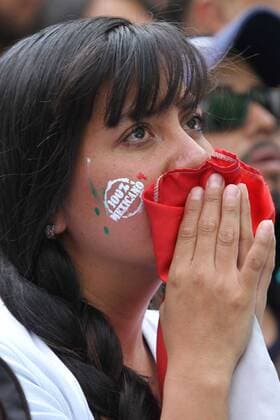 July 2 2018 EUM20180702DEP25 JPG CITY OF MEXICO SoccerFutbol World Amateur reactions at the Angel of Independence during the Mexico vs Brazil match in the round of 16 that ended 2 1 which means the elimination of the Mexican National Team Photo EL Agency UNIVERSALCarlos MejiaEELG Latin News July 2 2018  - ZUMAu78_ 20180702_zaf_u78_056 Copyright: xElxUniversalx