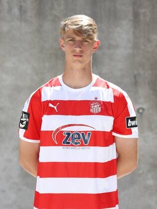 Zwickau Soccer 3 Liga Zwickau 02 07 2018 Soccer 3 Liga FSV Zwickau Portrait date 2018 2019 In the picture Lion Lauberbach FSV Zwickau