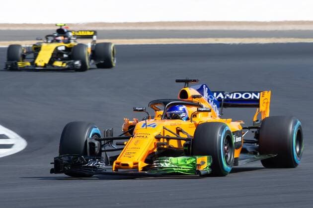 6th July 2018, Silverstone Circuit, Silverstone, England; British Formula One Grand Prix, Friday free practice; Fernando Alonso with aero paint on the front wing of his McLaren F1 Team McLaren Renault MCL33  ActionPlus12044445 TimxWilliams