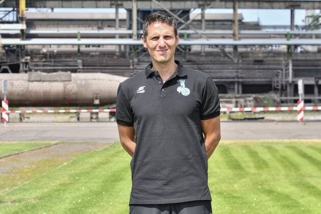 GER official photo session Portraettermin MSV Duisburg fitness trainer Miro Lusic MSV Duisburg 2 BL portrait date 2018 2019 landscape portrait nph Mauelshagen nph00321