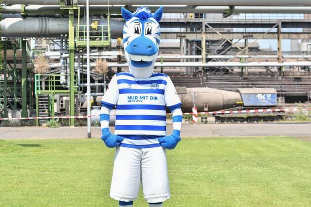 GER official photo visit Portrait Portraettermin MSV Duisburg Mascot Ennatz MSV Duisburg 2 BL Portrait date 2018 2019 landscape horizontal format nph Mauelshagen nph00321