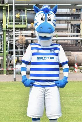 GER official photo shoot Portrait Date Portraettermin MSV Duisburg Mascot Ennatz MSV Duisburg 2 BL Portrait date 2018 2019 hoch Portrait nph Mauelshagen nph00321