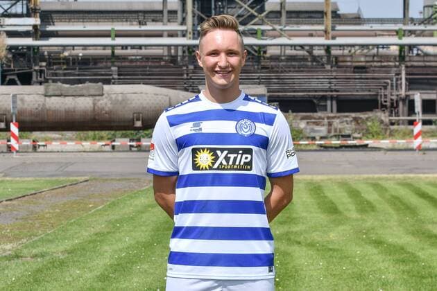 GER official photo shoot Portrait Date Portraettermin MSV Duisburg Player Migel Max Schmeling MSV Duisburg 2 BL Portrait Date 2018 2019 landscape landscape nph Mauelshagen nph00321