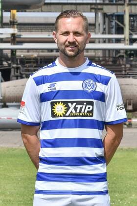 GER official photo shoot Portrait Date Portraettermin MSV Duisburg Player John Verhoek MSV Duisburg 2 BL Portrait Date 2018 2019 High Portrait nph Mauelshagen nph00321