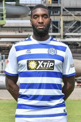 GER official photo shoot Portrait Date Portraettermin MSV Duisburg Player Richard Sukuta Pasu MSV Duisburg 2 BL Portrait Date 2018 2019 High Portrait nph Mauelshagen nph00321