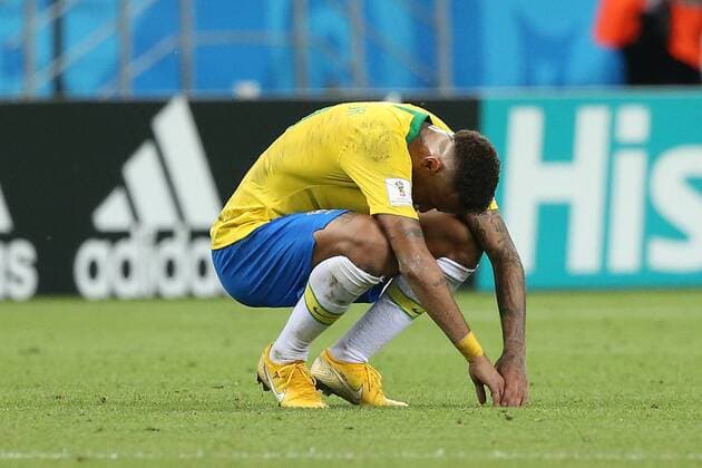 Sport Themen der Woche KW27 Sport-Bilder des Tages Brazil v Belgium 2018 FIFA World Cup WM Weltmeisterschaft Fussball Quarter-Final Neymar of Brazil looks dejected at the end of the 2018 FIFA World Cup Quarter-Final match at Kazan Arena, Kazan Content Not Available For UK Newspapers Copyright: xPaulxChestertonx FIL-11994-0148