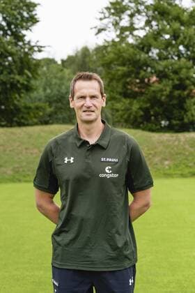 Goalkeeping coach Mathias Hain St Pauli 05 07 18 Hamburg Team photo opportunity FC St Pauli