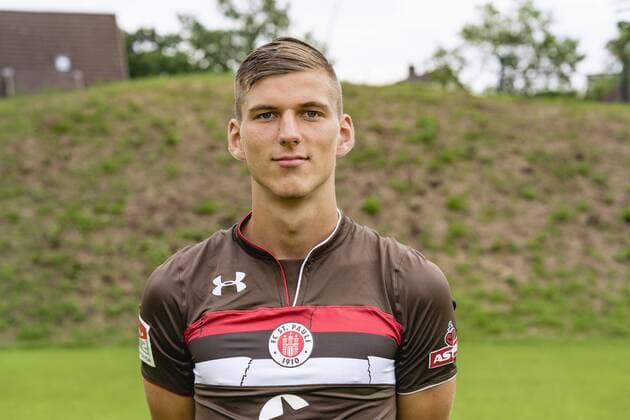 Brian Koglin St Pauli 05 07 18 Hamburg Team photo opportunity FC St Pauli