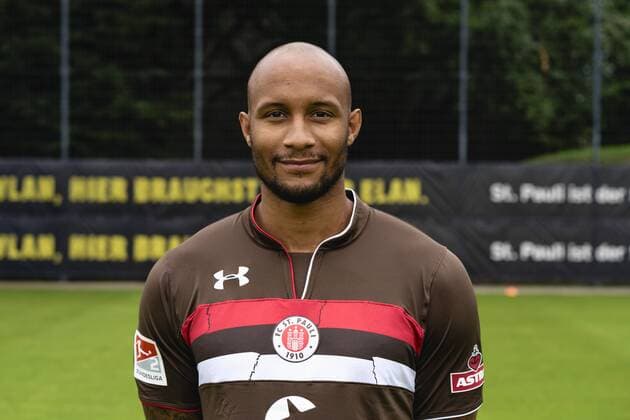 Christopher Avevor St Pauli 05 07 18 Hamburg Team photo opportunity FC St Pauli