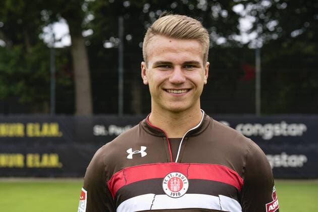 Florian Carstens St Pauli 05 07 18 Hamburg Team photo opportunity FC St Pauli