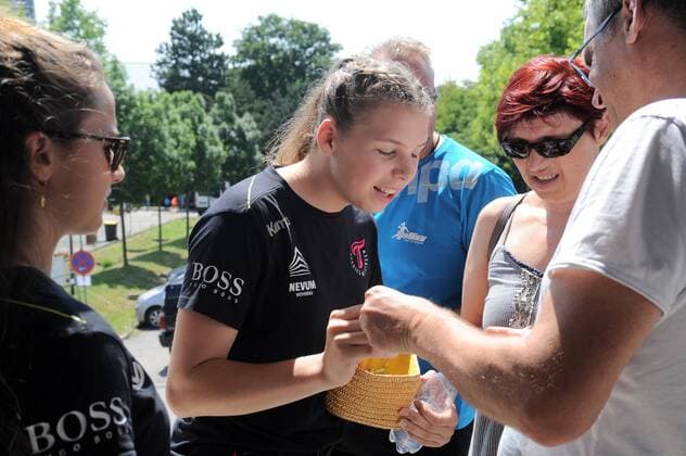 Lena Schmid TusSies Metzingen TusSies Metzingen Handball League match Preparation 08 07 2018 Photo TBaur Eibner 2 TusSies Metzingen Summer Party Metzingen Copyright: xEIBNER TobiasxBaurx EP_TBR