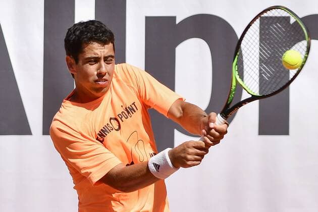 GER 1 Tennis Point Bundesliga Men Allpresan Rochusclub BL Team vs GERRY WEBER Team BW Hall 1 08 09 2018 GER Allpresan Rochusclub BL Team vs GERRY WEBER Team BW Hall 1 in the picture Munar Clar Jaume ESP at the backhand stroke nph Mauelshagen nph00321