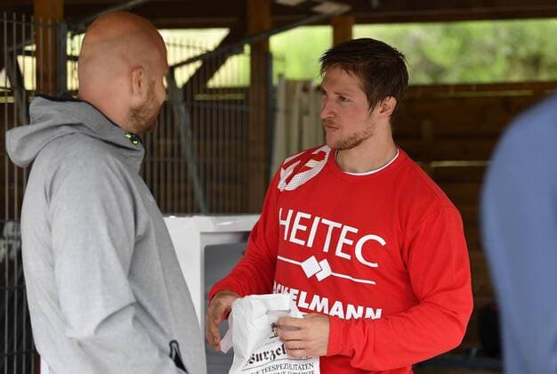 10 07 2018 Handball 1 Bundesliga Season 2018 2019 HC Erlangen HCE Fitness Test Lactate Test Adalsteinn Eyjolfsson Coach HC Erlangen HCE and Jan Schäffer 25 HC Erlangen HCE