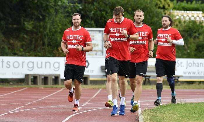 10 07 2018 Handball 1 Bundesliga Season 2018 2019 HC Erlangen HCE Fitness Test Lactate Test left Jonas Thümmler Thuemmler 46 HC Erlangen HCE Nikolai Link 33 HC Erlangen HCE Petter Overby 9 HC Erlangen HCE Nikolas Katsigiannis 29 HC Erlangen HCE