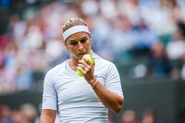 LONDON, ENG - JULY 10: DOMINIKA CIBULKOVA (SVK) during day eight match of the 2018 Wimbledon on July 10, 2018, at All England Lawn Tennis and Croquet Club in London,England. (Photo by Chaz Niell Icon Sportswire) TENNIS: JUL 10 Wimbledon Icon18071041118 EDITORIAL USE ONLY