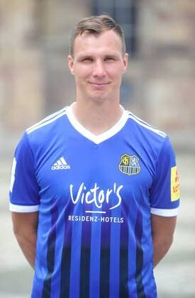 The team of 1 FC Saarbrücken on Thursday 12 07 2018 in front of the Ludwigskirche in Saarbrücken In the picture Tobias Jänicke 25