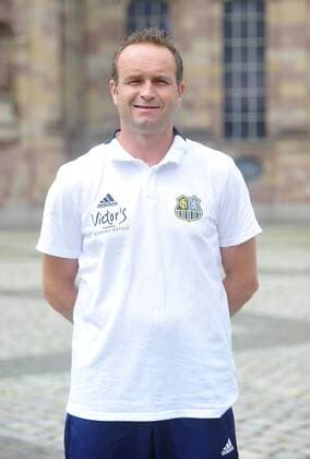 The team of 1 FC Saarbrücken on Thursday 12 07 2018 in front of the Ludwigskirche in Saarbrücken Pictured Dirk Lottner head coach