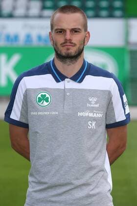 11 07 2018 SpVgg Spielvereinigung Greuther Fürth Shamrock 2 Fußball Bundesliga BL Season 2018 2019 Photo appointment Portrait date Portraittermin JüRa Steffen Konrad Scout Player analysis Opponent analysis SpVgg Greuther Fürth Single image Single portrait Portrait Portrait Kopfbild