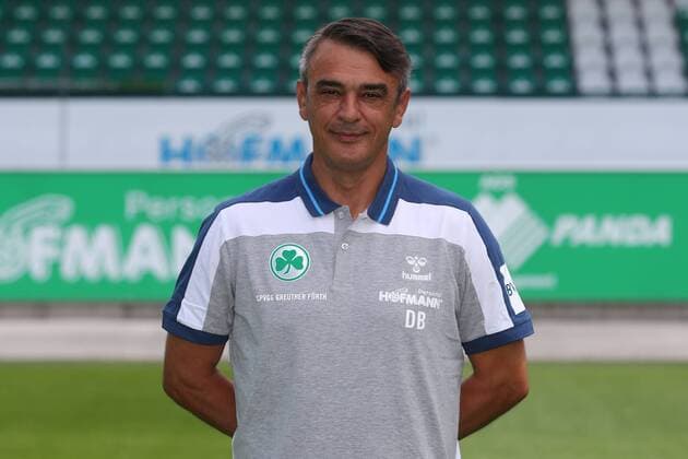 11 07 2018 SpVgg Spielvereinigung Greuther Fürth Shamrock 2 Fußball Bundesliga BL Season 2018 2019 Photo date Portrait Date Portraittermin JüRa Damir Buric Trainer SpVgg Greuther Fürth Single Image Single Portrait Portrait Headshot