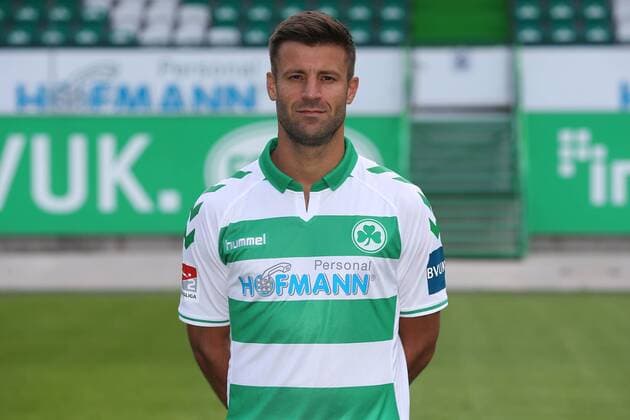 11 07 2018 SpVgg Spielvereinigung Greuther Fürth Shamrock 2 Fußball Bundesliga BL Season 2018 2019 Photo date Portrait Date Portraittermin JüRa Marco Caligiuri 13 SpVgg Greuther Fürth Single Image Single Portrait Portrait Kopfbild