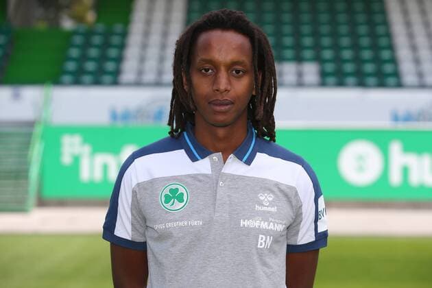 11 07 2018 SpVgg Spielvereinigung Greuther Fürth Shamrock 2 Fußball Bundesliga BL Season 2018 2019 Photo appointment Portrait date Portraittermin JüRa Benjamin Ngarambe Physio SpVgg Greuther Fürth Single photo Single portrait Portrait Headshot