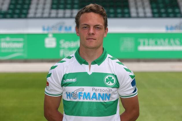11 07 2018 SpVgg Spielvereinigung Greuther Fürth Shamrock 2 Fußball Bundesliga BL Season 2018 2019 Photo date Portrait Date Portraittermin JüRa Patrick Sontheimer 40 SpVgg Greuther Fürth Single Image Single Portrait Portrait Kopfbild