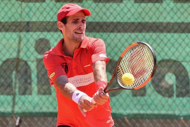 GER 1 Tennis Point Bundesliga Men Cologne THC Stadium Rot Weiss vs Badwerk Gladbacher HTC 13 07 2018 Cologne THC Stadium Red White GER 1 TP BL Cologne THC Stadium Rot Weiss vs Badwerk Gladbacher HTC Pictured Menendez Adrian ESP on the backhand nph Mauelshagen nph00321