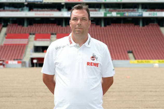 Goalkeeping coach Andreas Menger 1 FC Köln 2 BL Porträttermin 2018 2019