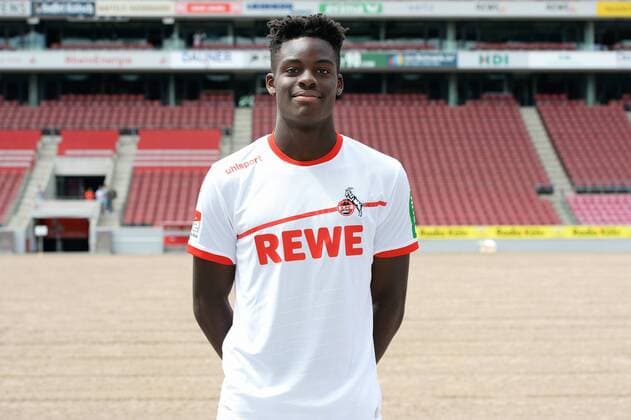 Yann Aurel Bisseck 1 FC Köln 2 BL Porträttermin 2018 2019