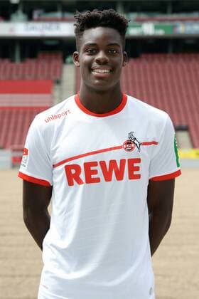 Yann Aurel Bisseck 1 FC Köln 2 BL Porträttermin 2018 2019