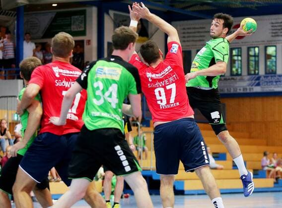 BAU 14 07 2018 Ditzingen Handball SG BBM Bietigheim vs TSF Ditzingen Maximilian Remmler Ditzingen right