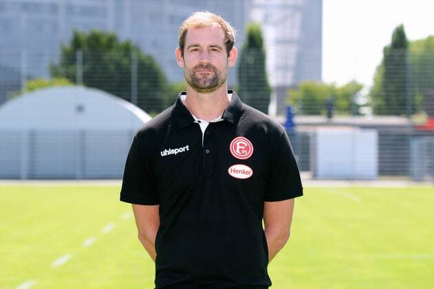 Co Trainer Thomas Kleine Fortuna Düsseldorf 1 BL Porträttermin 2018 2019
