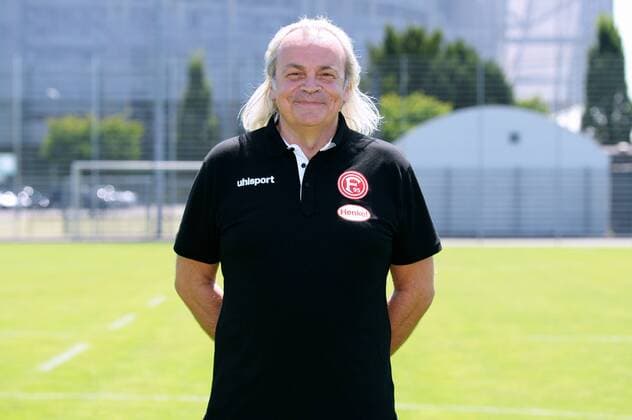 Team physician Dr med Ulf Blecker Fortuna Düsseldorf 1 BL Porträttermin 2018 2019