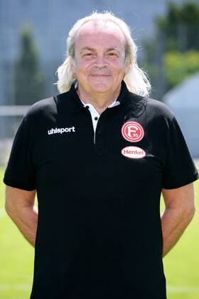 Team physician Dr med Ulf Blecker Fortuna Düsseldorf 1 BL Porträttermin 2018 2019
