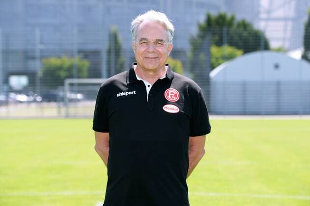 Team doctor Dr med Ulrich Keil Fortuna Düsseldorf 1 BL Porträttermin 2018 2019