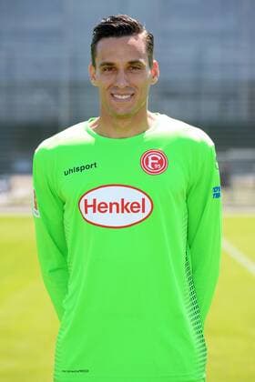 Raphael Wolf Fortuna Düsseldorf 1 BL Porträttermin 2018 2019