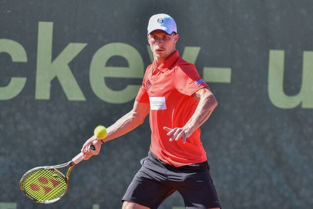 GER 1 Tennis Point Bundesliga Men Badwerk Gladbacher HTC vs fläsh TC Weinheim 1902 1 15 07 2018 Badwerk Gladbacher HTC GER 1 TP BL Badwerk Gladbacher HTC vs fläsh TC Weinheim 1902 1 pictured Fucsovics Marton HUN at the forehand shot nph Mauelshagen nph00321