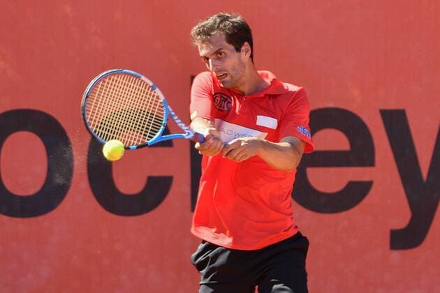 GER 1 Tennis Point Bundesliga Men Badwerk Gladbacher HTC vs fläsh TC Weinheim 1902 1 15 07 2018 Badwerk Gladbacher HTC GER 1 TP BL Badwerk Gladbacher HTC vs fläsh TC Weinheim 1902 1 picture Ramos Vinolas Albert ESP on the backhand beat nph Mauelshagen nph00321