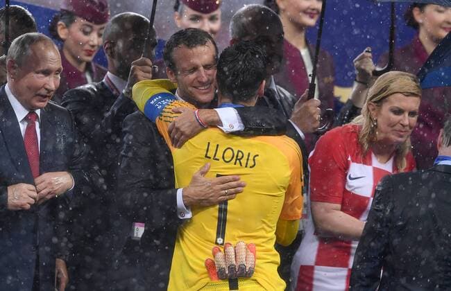 FIFA World Cup 2018 FINALE France Croatia 15 07 2018 President Emmanuel Macron heartfelt goalkeeper Hugo Lloris both France
