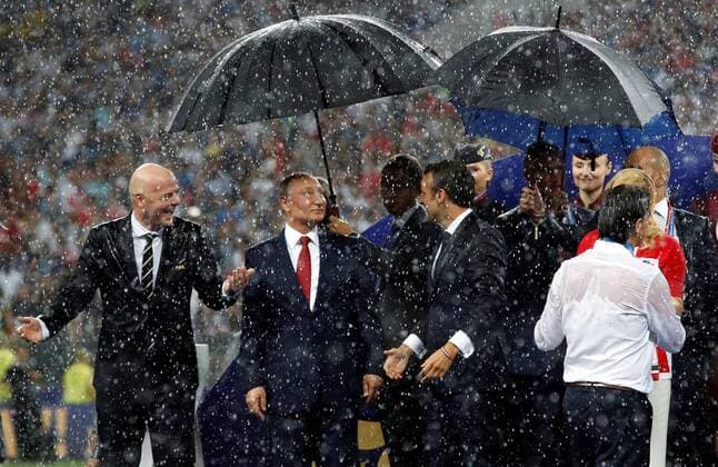 , Fifa president Gianni Infantino, Russia president Vladimir Putin and French president Emmanuel Macron during the FIFA World Cup WM Weltmeisterschaft Fussball 2018 final soccer match between France and Croatia, at Luzhniki Stadium in Moscu, Russia, 15 July 2018. FRANCE VS. CROATIA !ACHTUNG: NUR REDAKTIONELLE NUTZUNG!  Copyright: xAlbertoxEstevezx FWC64-653 20180715-636672863708461247