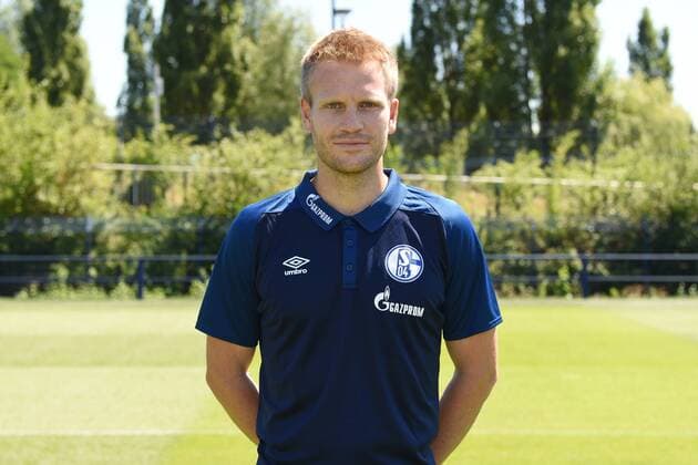 Co coach Peter Perchtold FC Schalke 04 1 BL Portrait date 2018 2019 Team2