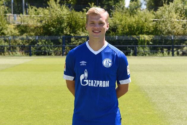 Johannes Geis FC Schalke 04 1 BL Portrait date 2018 2019 Team2