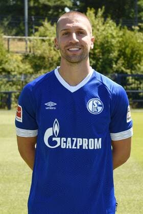 Matija Nastasic FC Schalke 04 1 BL Portrait date 2018 2019 Team2