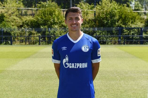 Alessandro Schöpf FC Schalke 04 1 BL Portrait date 2018 2019 Team2