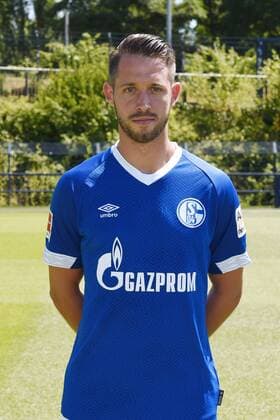 Mark Uth FC Schalke 04 1 BL Portrait date 2018 2019 Team2