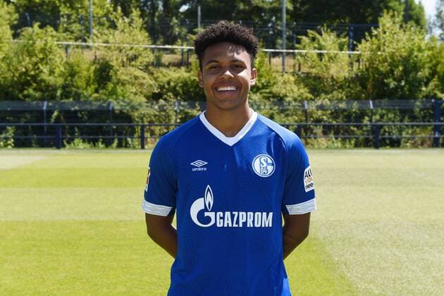Weston McKennie FC Schalke 04 1 BL Portrait Date 2018 2019 Team2