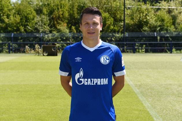 Yevhen Konoplyanka FC Schalke 04 1 BL Portrait date 2018 2019 Team2