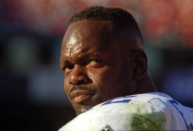 November 13, 1994 - San Francisco, California, U.S - San Francisco 49ers vs. Dallas Cowboys at Candlestick Park Sunday, November 13, 1994. 49ers beat Cowboys 21-14. Dallas Cowboys running back Emmitt Smith NFL American Football Herren USA 1994: 49ers 21:14 Cowboys - ZUMAg52_ 19941113_zap_g52_002 Copyright: xAlxGolubx