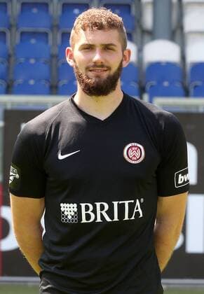 16 07 2018 xxxx Football 3 Liga SV Wehen Wiesbaden Photoalbum 2018 Portrait date 2018 2019 emspor v l Lukas Watkowiak SV Wehen Wiesbaden Wiesbaden